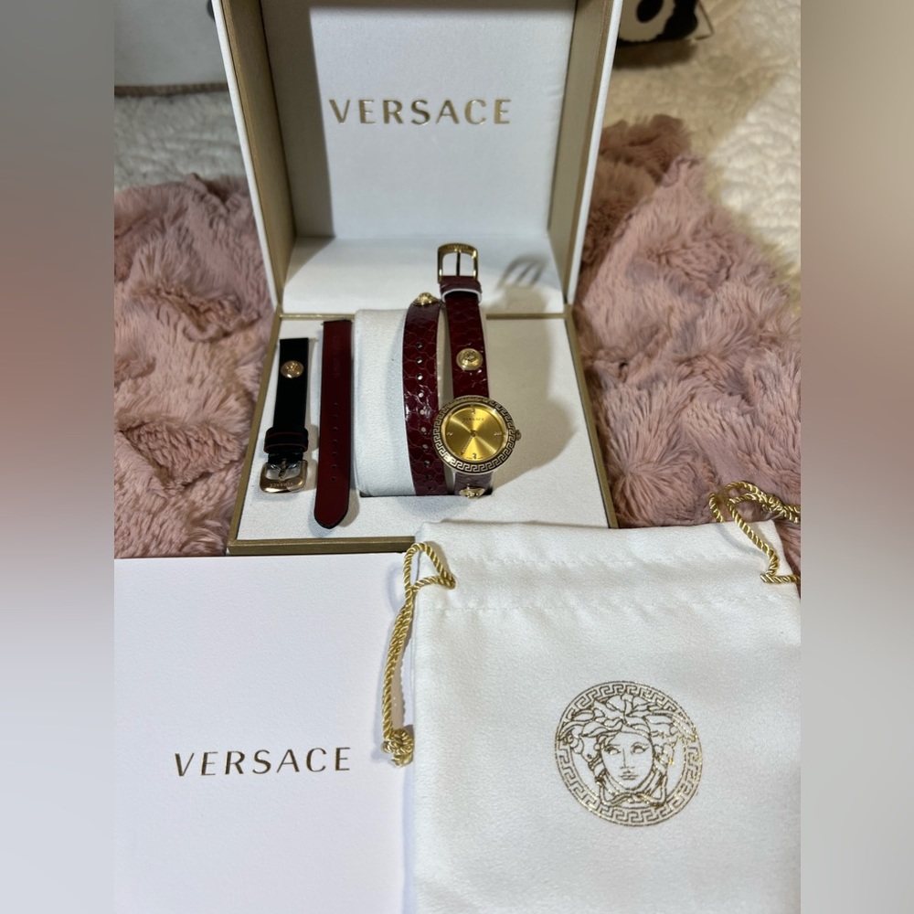 Gianni Versace Medusa Stud Icon Watch